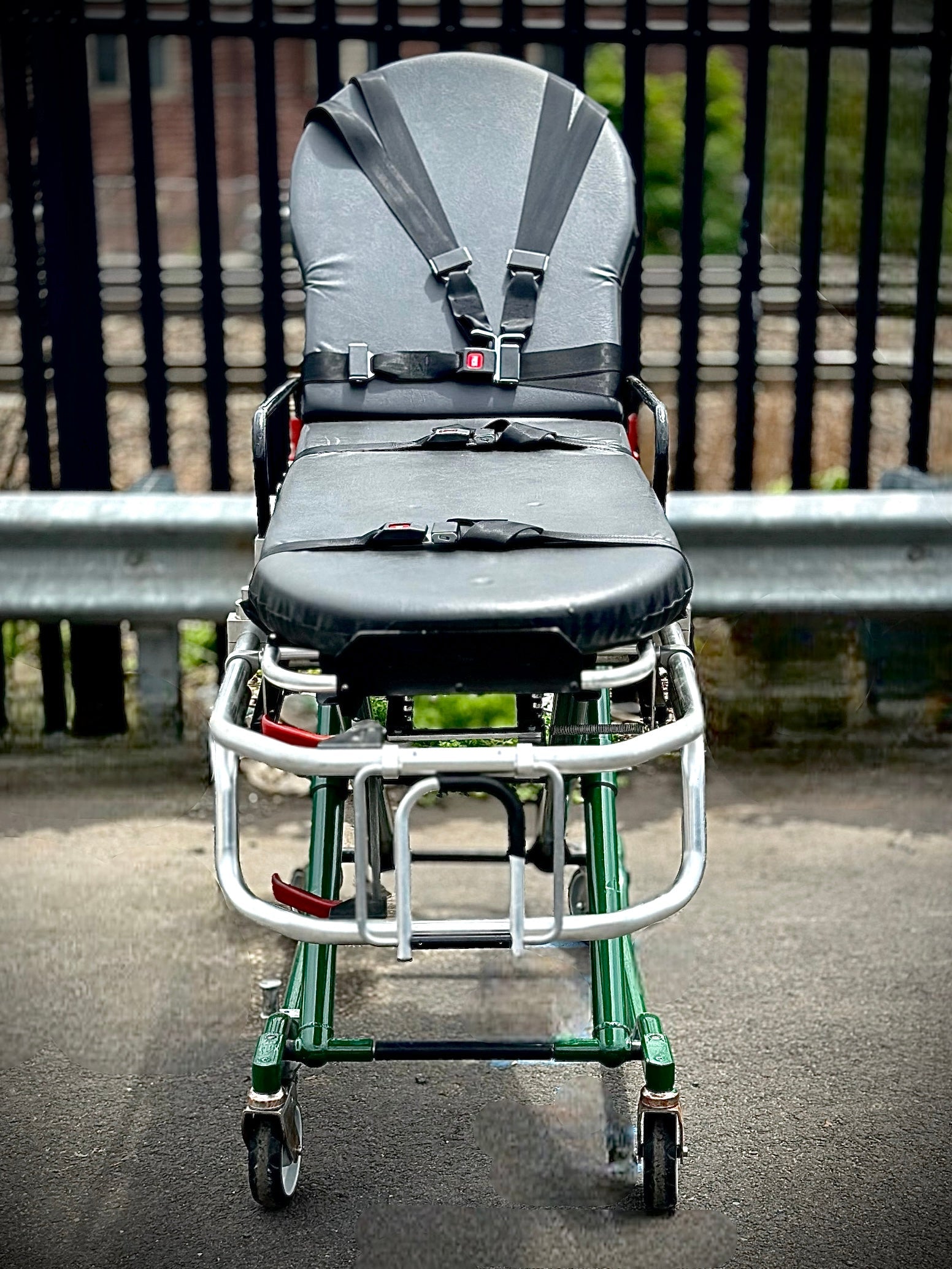 Ferno 35X Proflexx 700 LBS Capacity Ambulance Cot Refurbished - Ferno - JJJ Medical