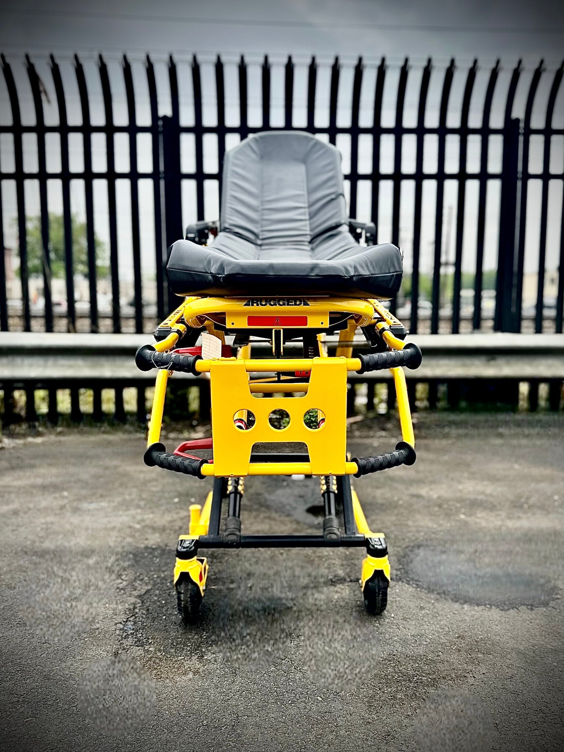 Stryker MX - PRO R3 (6082) Ambulance Cot – 650 lb Capacity - Stryker - JJJ Medical