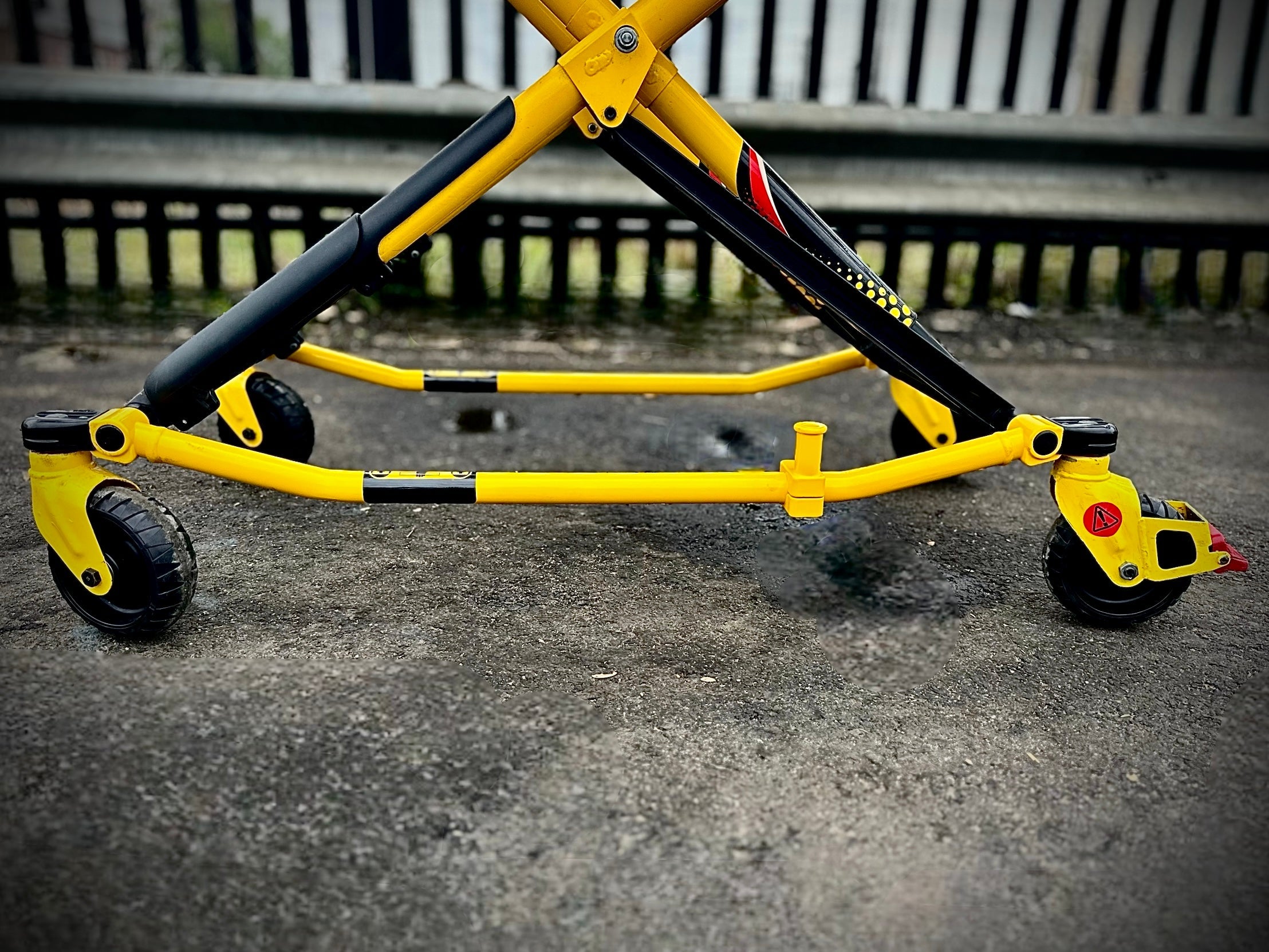 Stryker MX - PRO R3 (6082) Ambulance Cot – 650 lb Capacity - Stryker - JJJ Medical