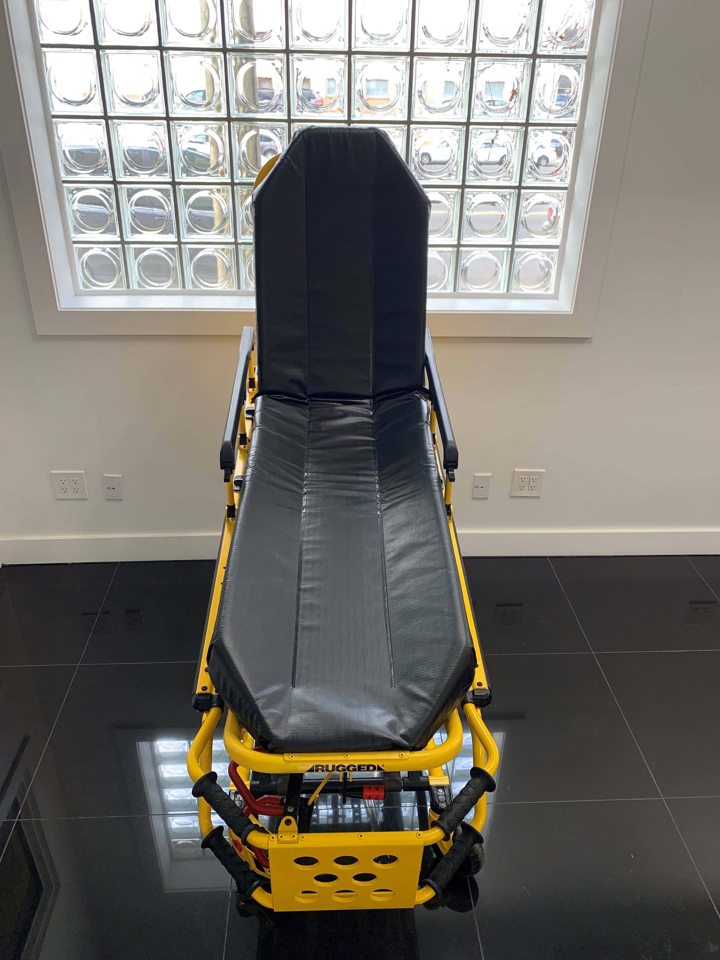 Stryker Rugged EZ - PRO (6090) Ambulance Cot – 500 lb Capacity - Stryker - JJJ Medical