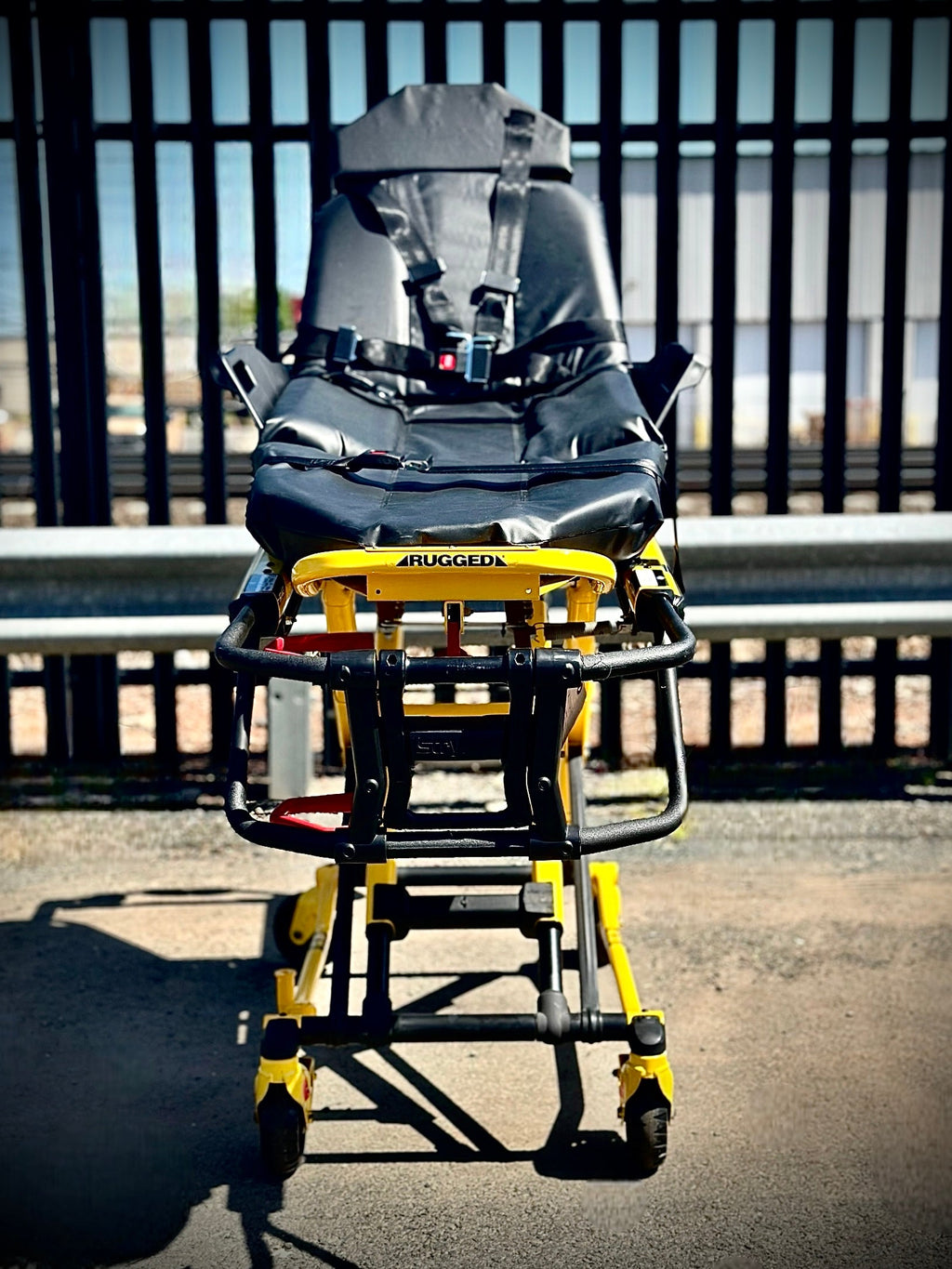 Stryker Performancepro Stryker Performance-PRO XT 6086 Manual Ambulance Cot – 700 lb Capacity